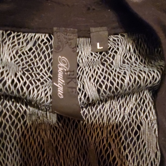 Top - Picture 3 of 3